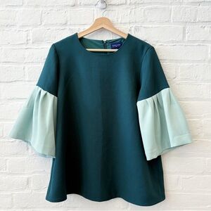 Tuckernuck || Avon Lane Harper Bell Sleeve Blouse Green Small